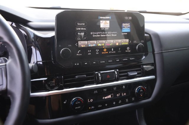 Certified 2025 Nissan Pathfinder SL FWD image 16
