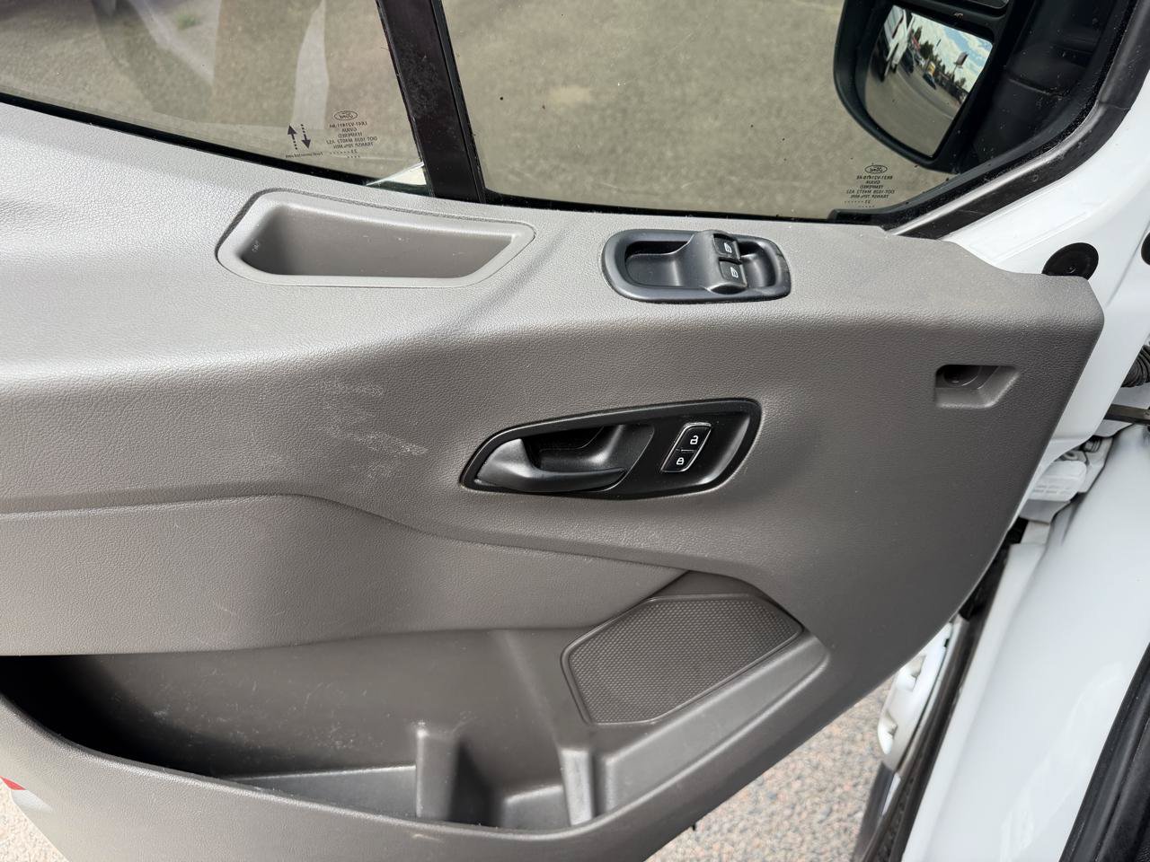 Used 2023 Ford Transit 250 Medium Roof AWD w/ Load Area Protection Package image 13