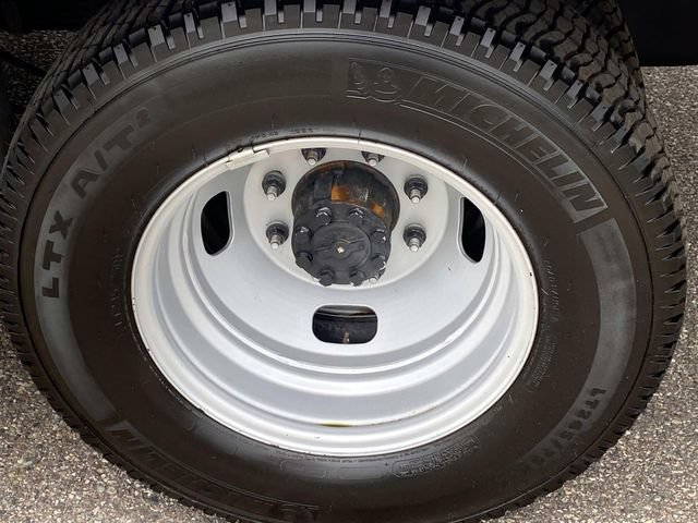 Used 2022 Ford F350 XL w/ Power Equipment Group RWD image 31