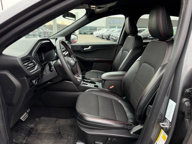 Used 2023 Ford Escape ST-Line w/ Tech Pack #1 image 12