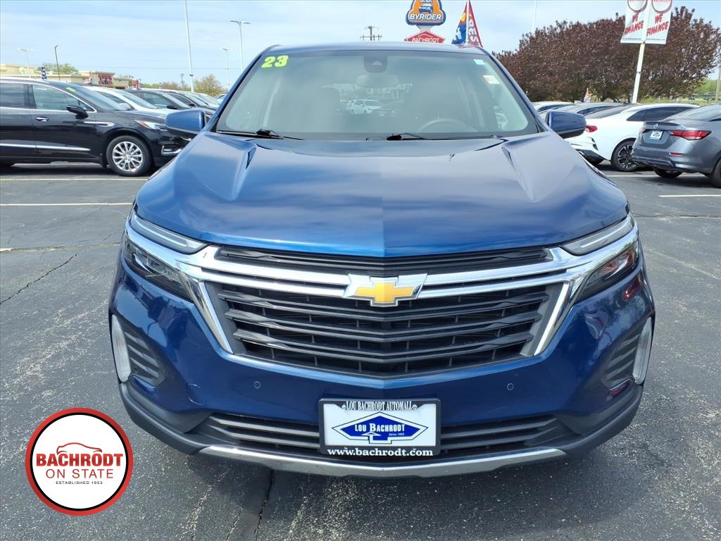 Used 2023 Chevrolet Equinox LT AWD/4WD image 2