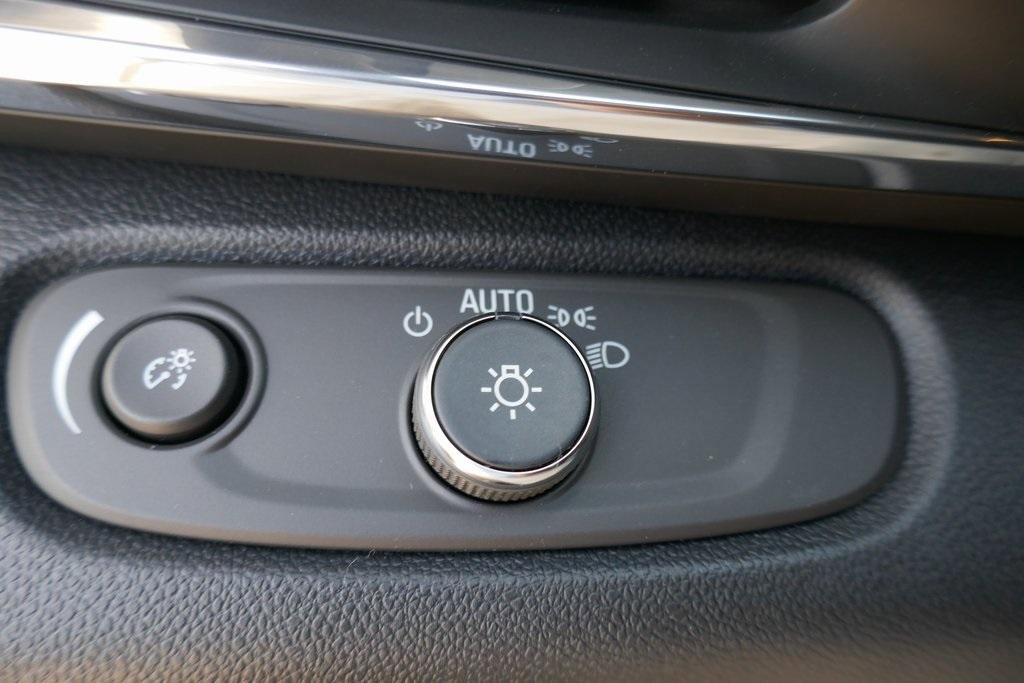 New 2025 Buick Envista Preferred w/ Convenience I Package image 19