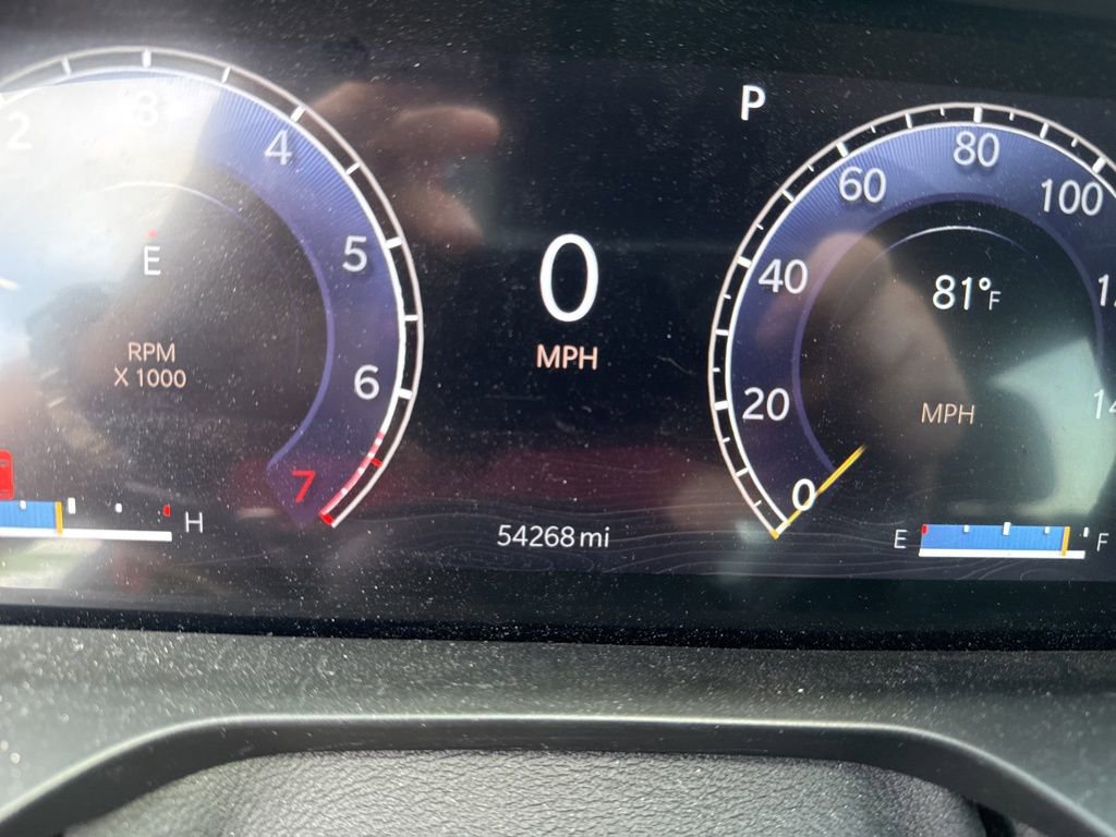 Used 2023 Jeep Grand Cherokee L Laredo image 13