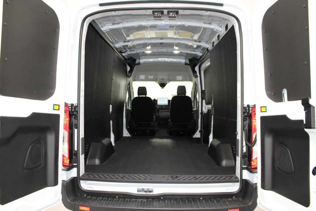 New 2026 Ford Transit 250 148 Medium Roof w/ Load Area Protection Package RWD image 23