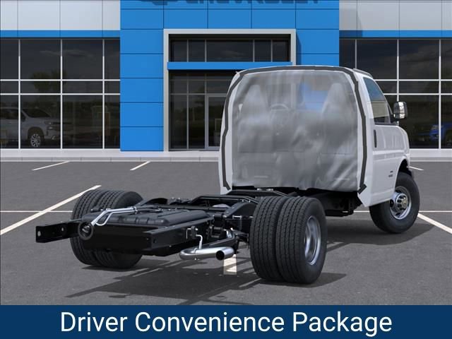 New 2025 Chevrolet Express 4500 w/ Power Convenience Package RWD image 4