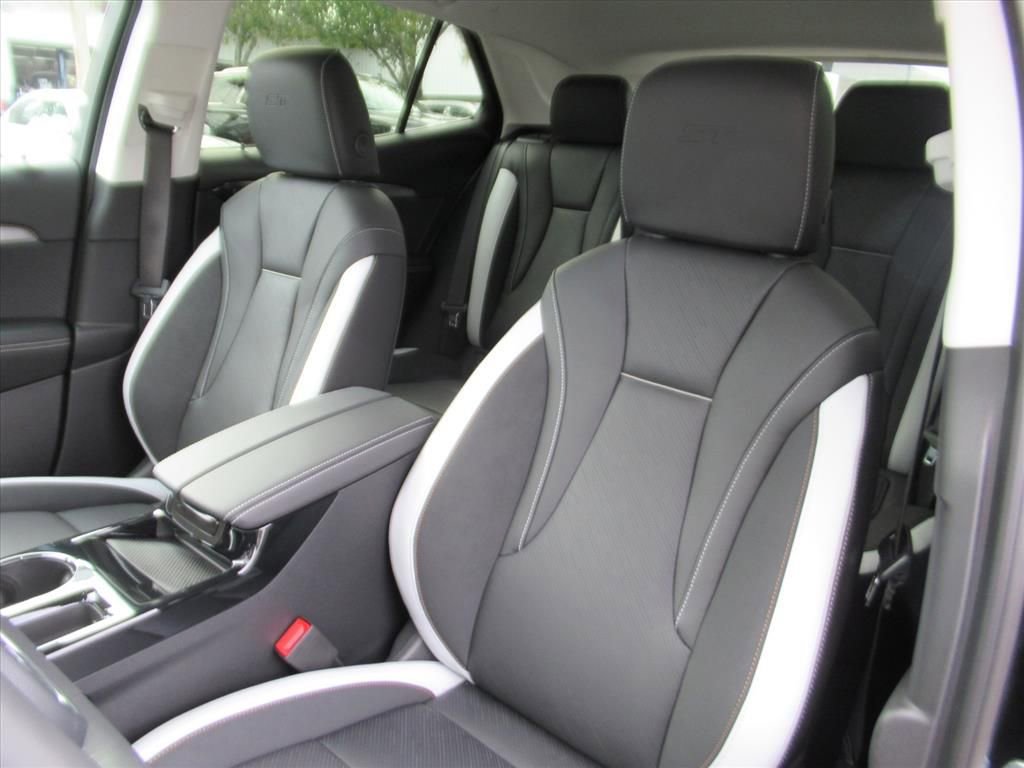 New 2026 Buick Envision Sport Touring image 17