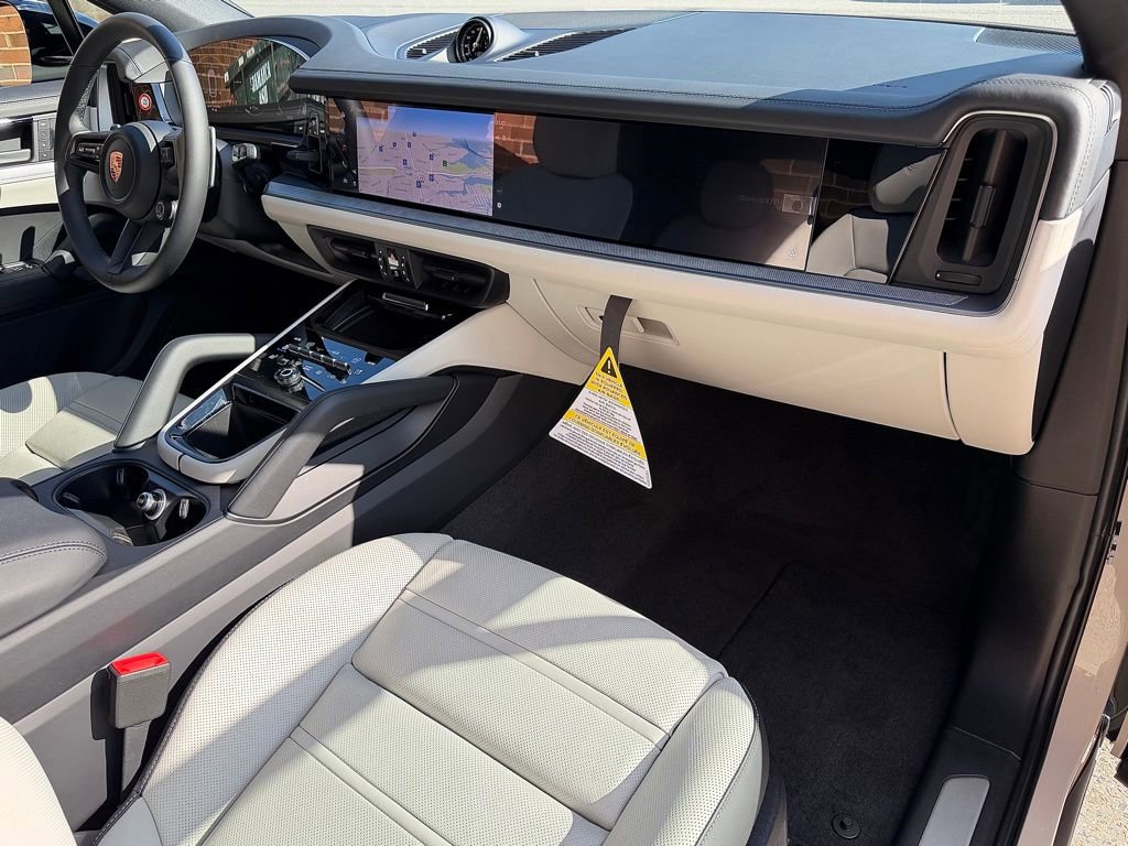 New 2026 Porsche Cayenne E-Hybrid Coupe image 22