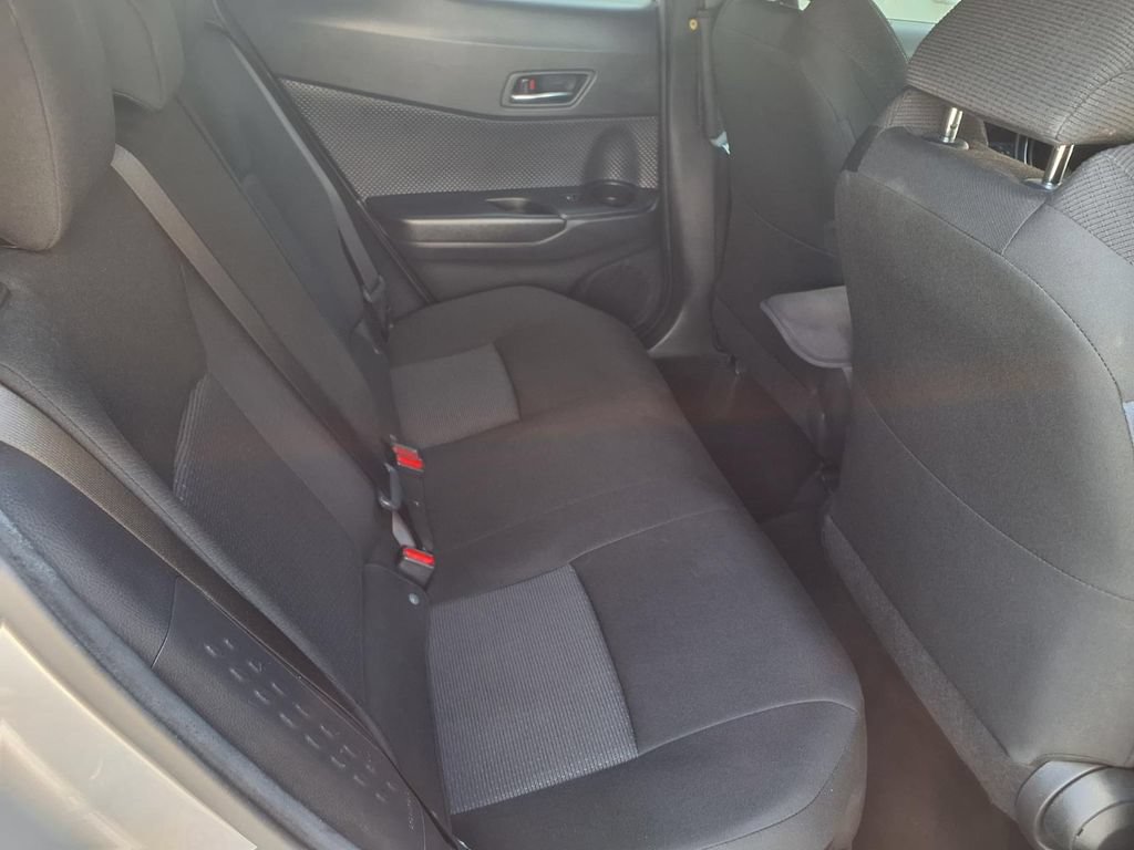 Certified 2018 Toyota C-HR XLE FWD image 32