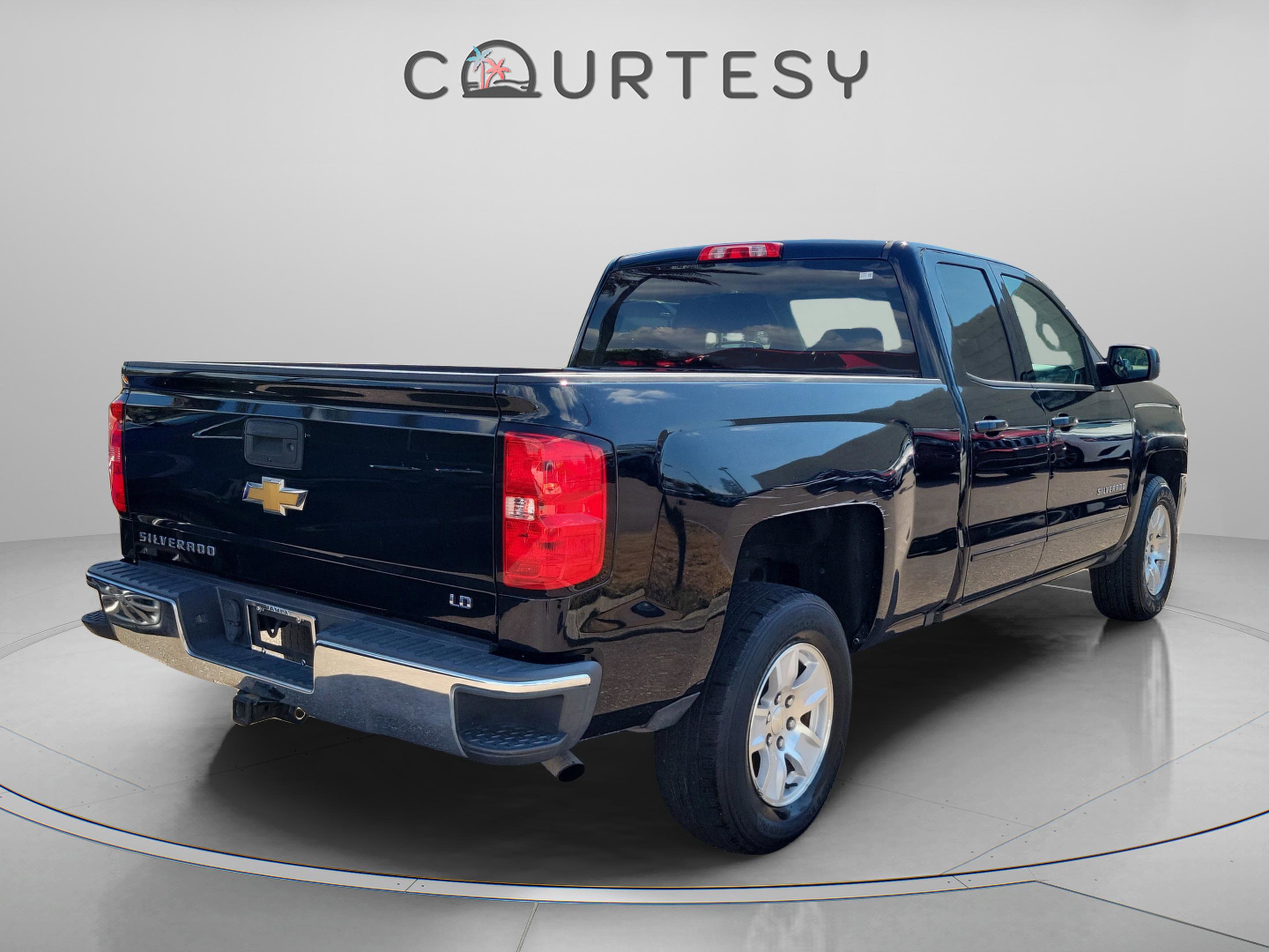 Used 2019 Chevrolet Silverado 1500 LT image 4