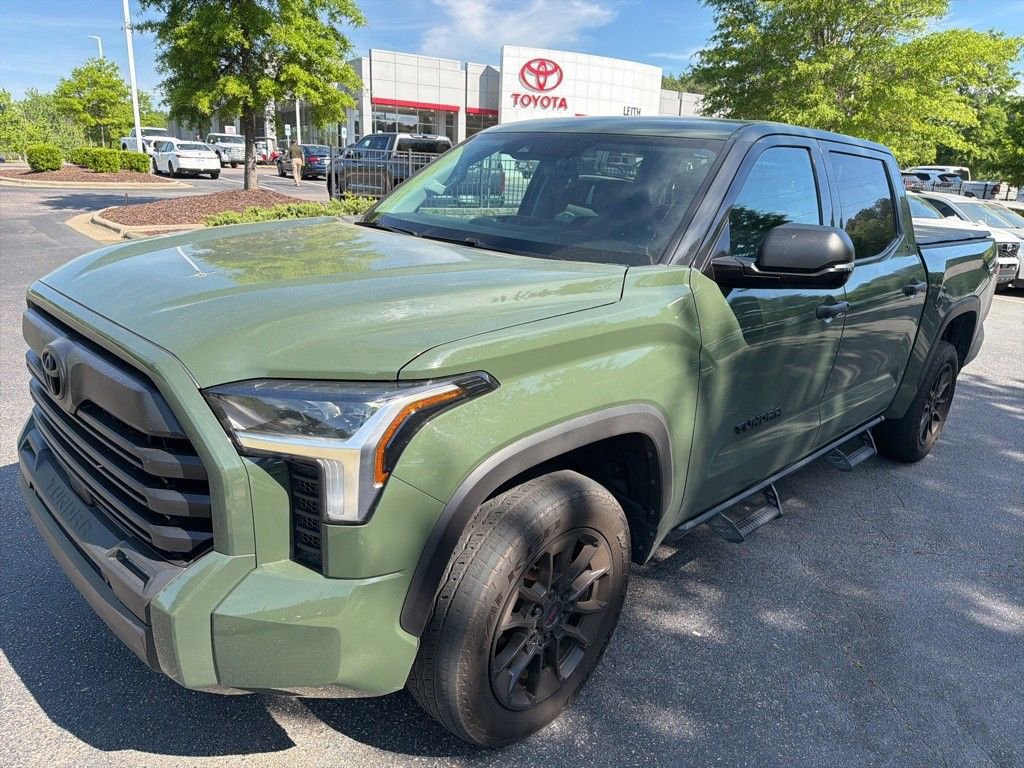 Used 2023 Toyota Tundra SR5 w/ SR5 Convenience Package AWD/4WD image 2