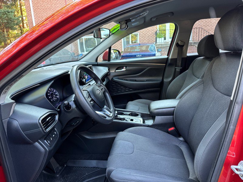 Used 2019 Hyundai Santa Fe SE FWD image 15