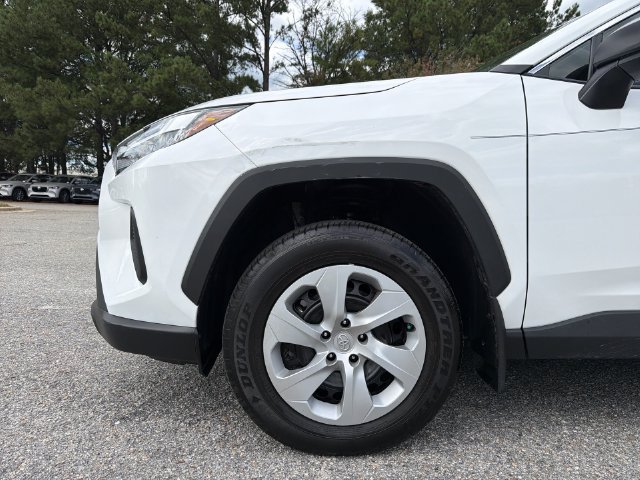 Used 2023 Toyota RAV4 LE FWD image 10
