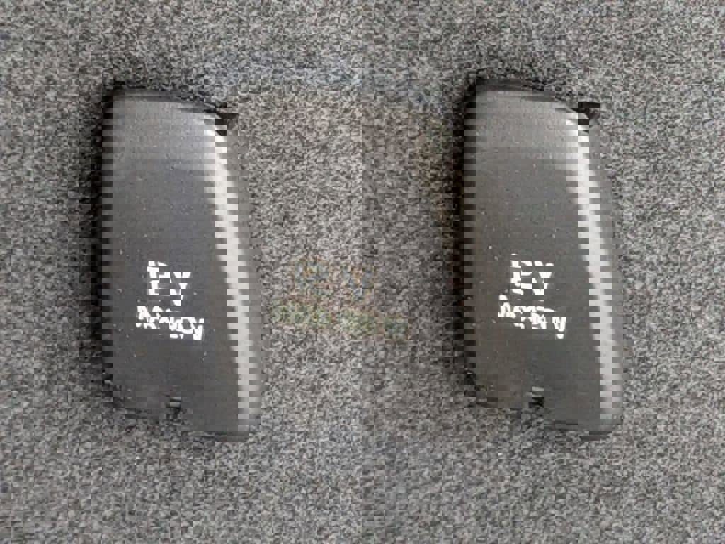 New 2026 Volvo XC60 T8 Core w/ Protection Package Premier image 22