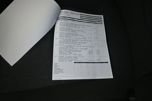 Used 2024 Toyota RAV4 XLE FWD image 5