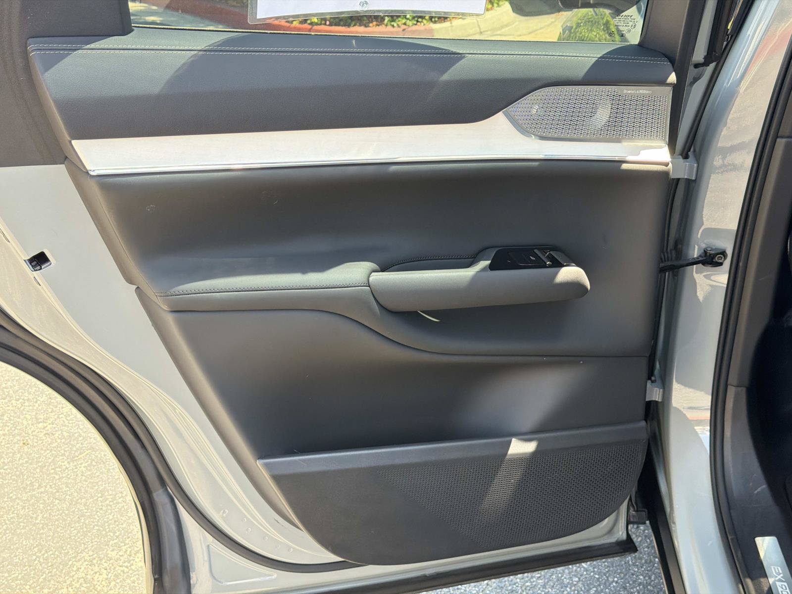 Certified 2025 Volvo EX90 Ultra AWD/4WD image 21