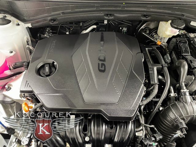 Used 2025 Kia Sportage SX image 23