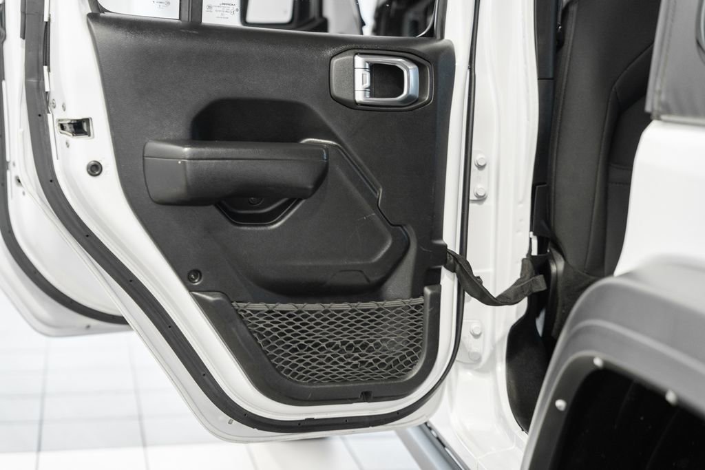 Used 2022 Jeep Wrangler Unlimited Sport AWD/4WD image 40