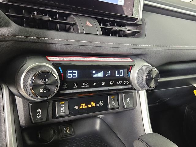 New 2025 Toyota RAV4 XLE image 21