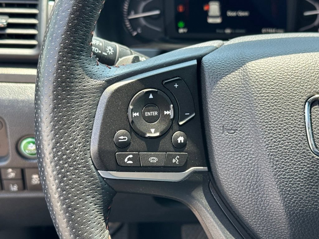 Certified 2025 Honda Passport TrailSport image 16
