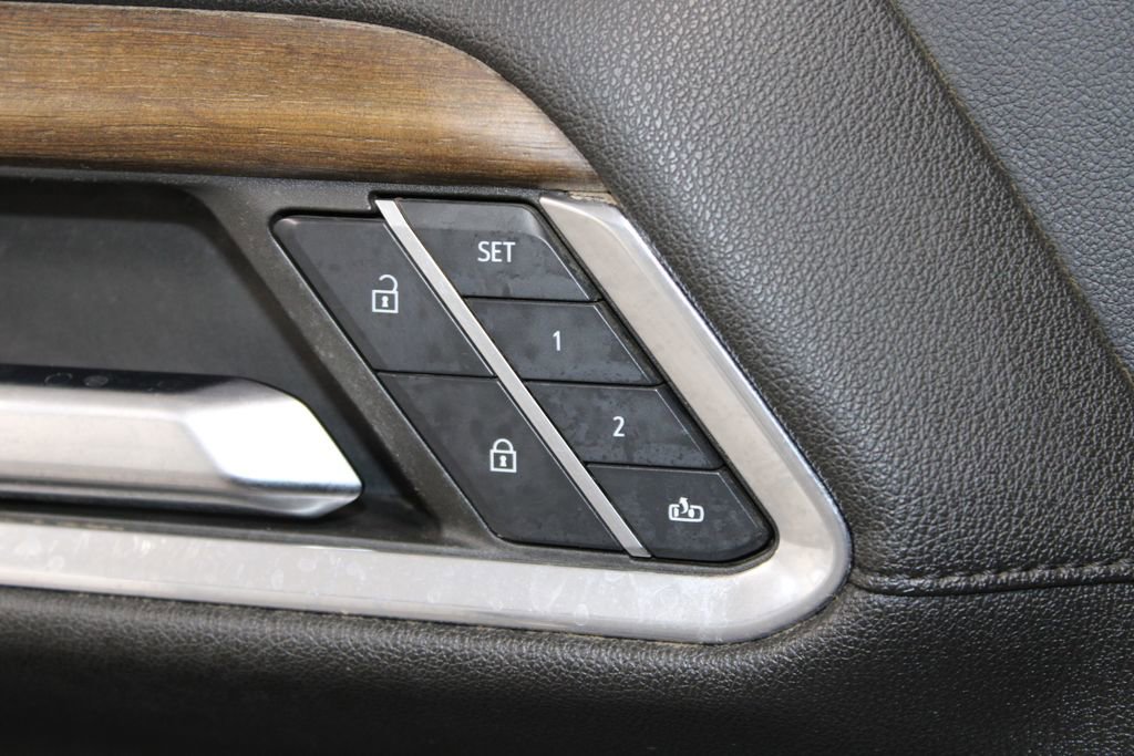 Used 2024 Chevrolet Silverado 2500 High Country w/ High Country Premium Package image 42