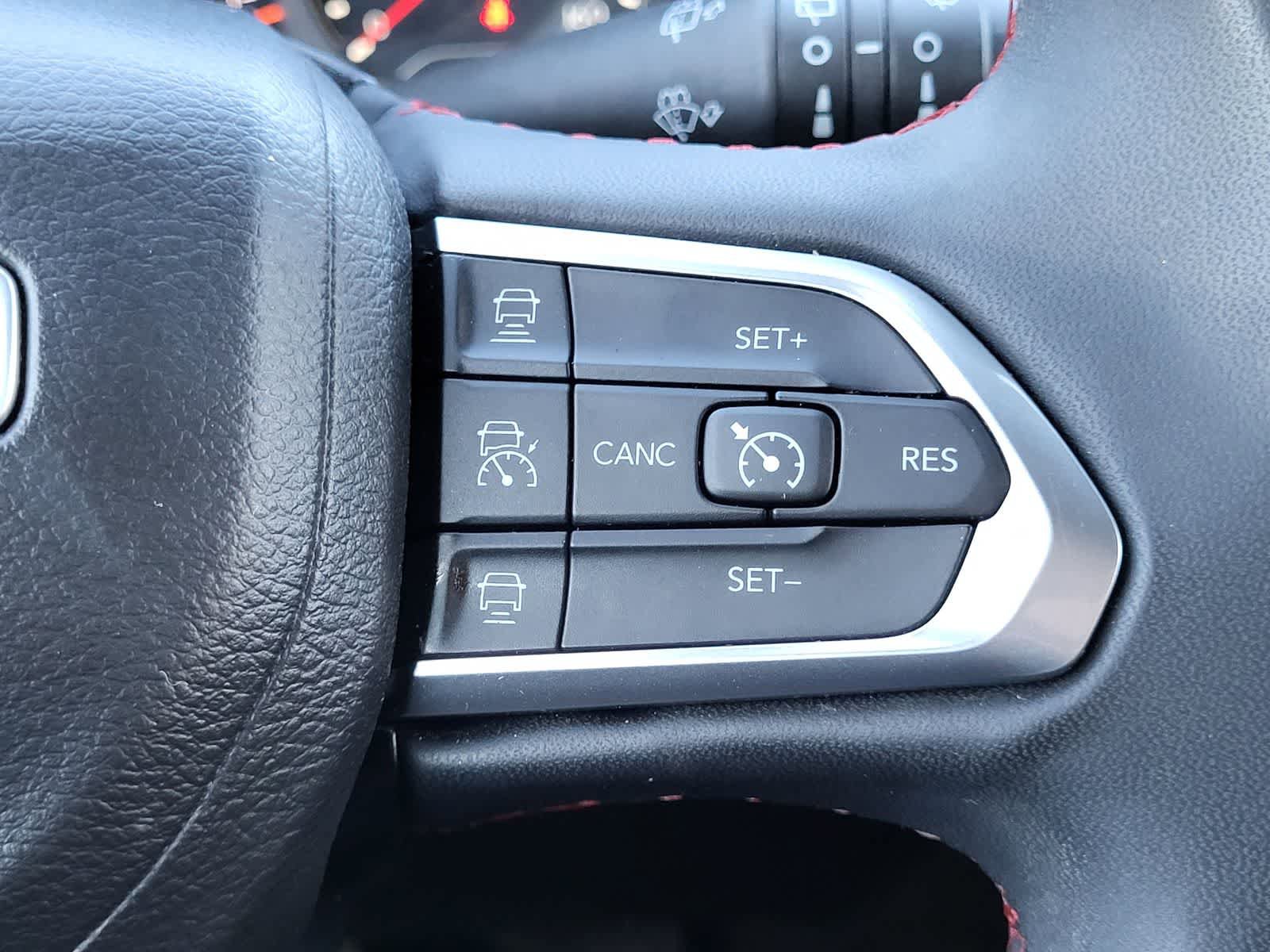 Used 2023 Jeep Compass Trailhawk w/ Sun and Sound Group AWD/4WD image 18