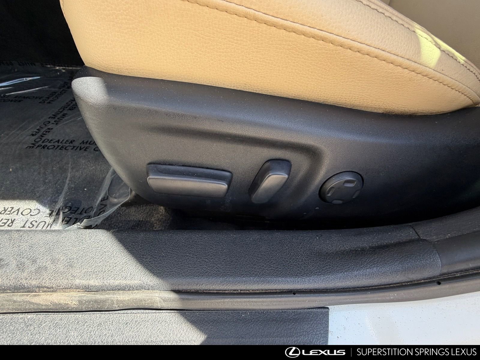 Used 2018 Toyota Avalon Touring w/ Carpet Mat Package image 17