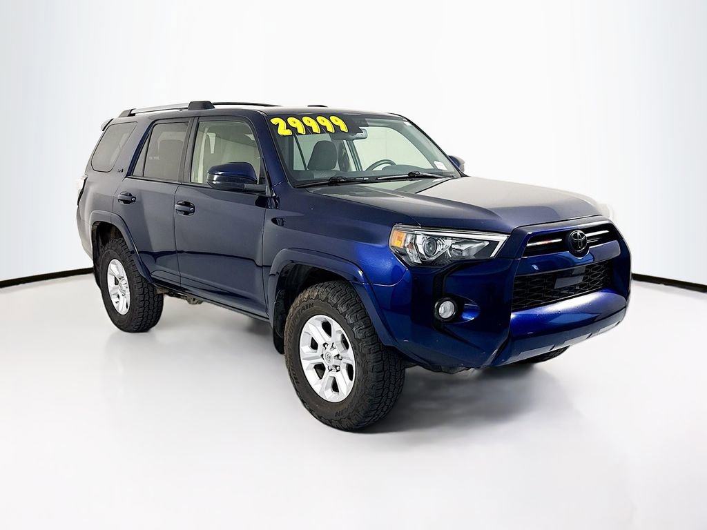 Used 2020 Toyota 4Runner SR5 image 3