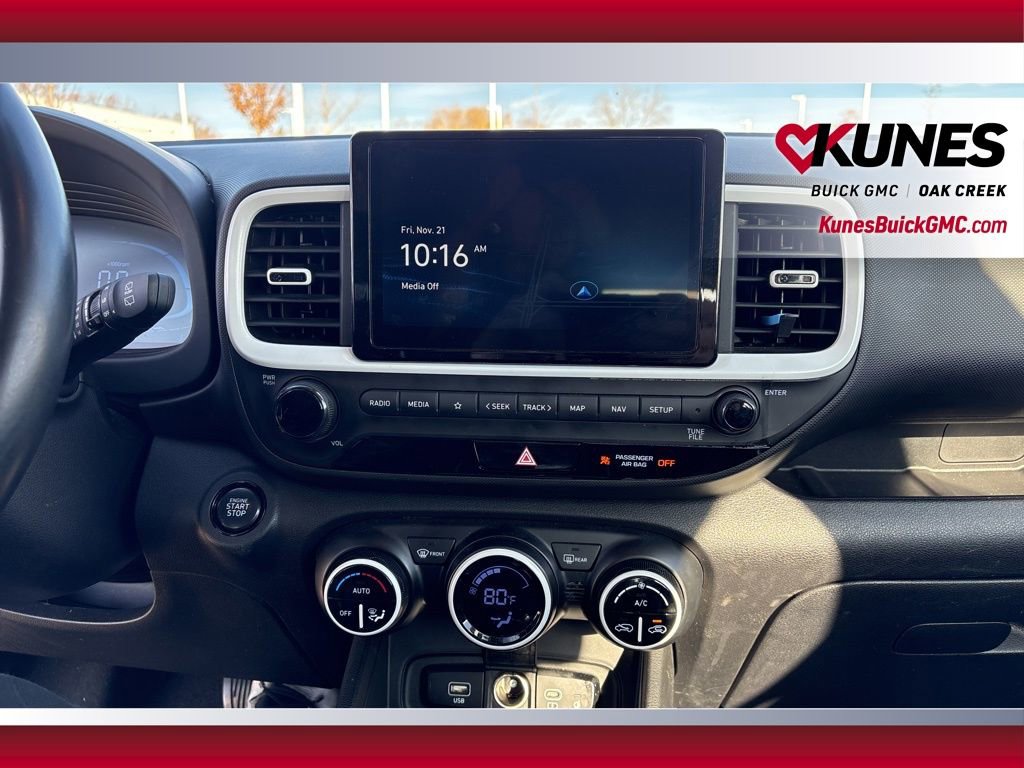 Used 2023 Hyundai Venue Limited w/ Cargo Package image 19