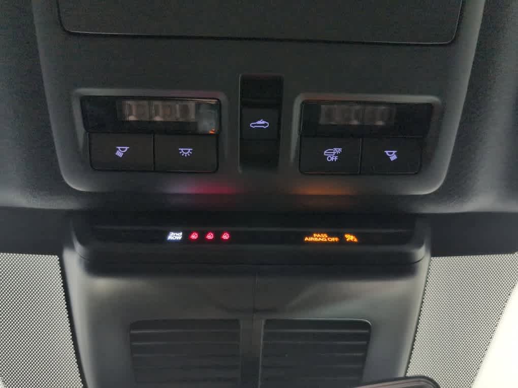 Used 2025 MAZDA MAZDA3 s FWD image 25