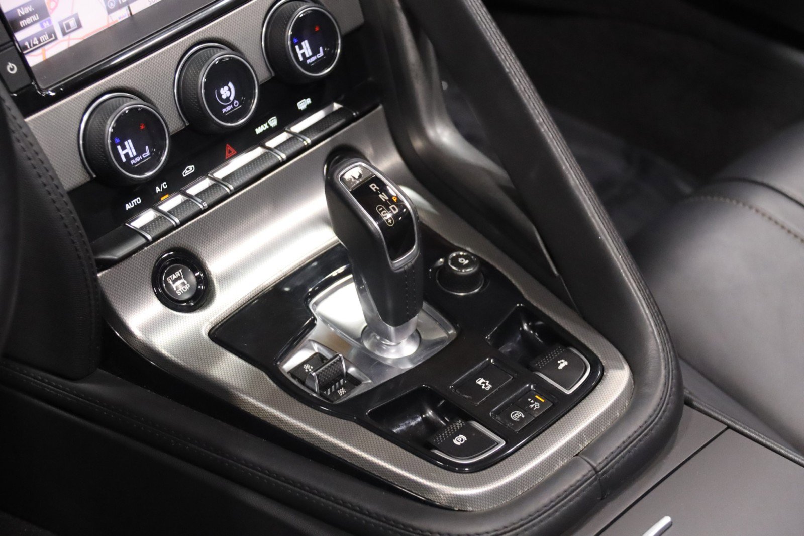 Used 2014 Jaguar F-TYPE Convertible image 52