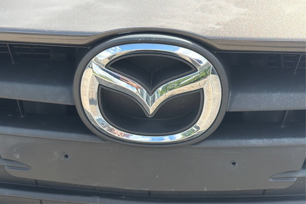 Used 2016 MAZDA MAZDA3 i Sport w/ Preferred Equipment Package FWD image 25