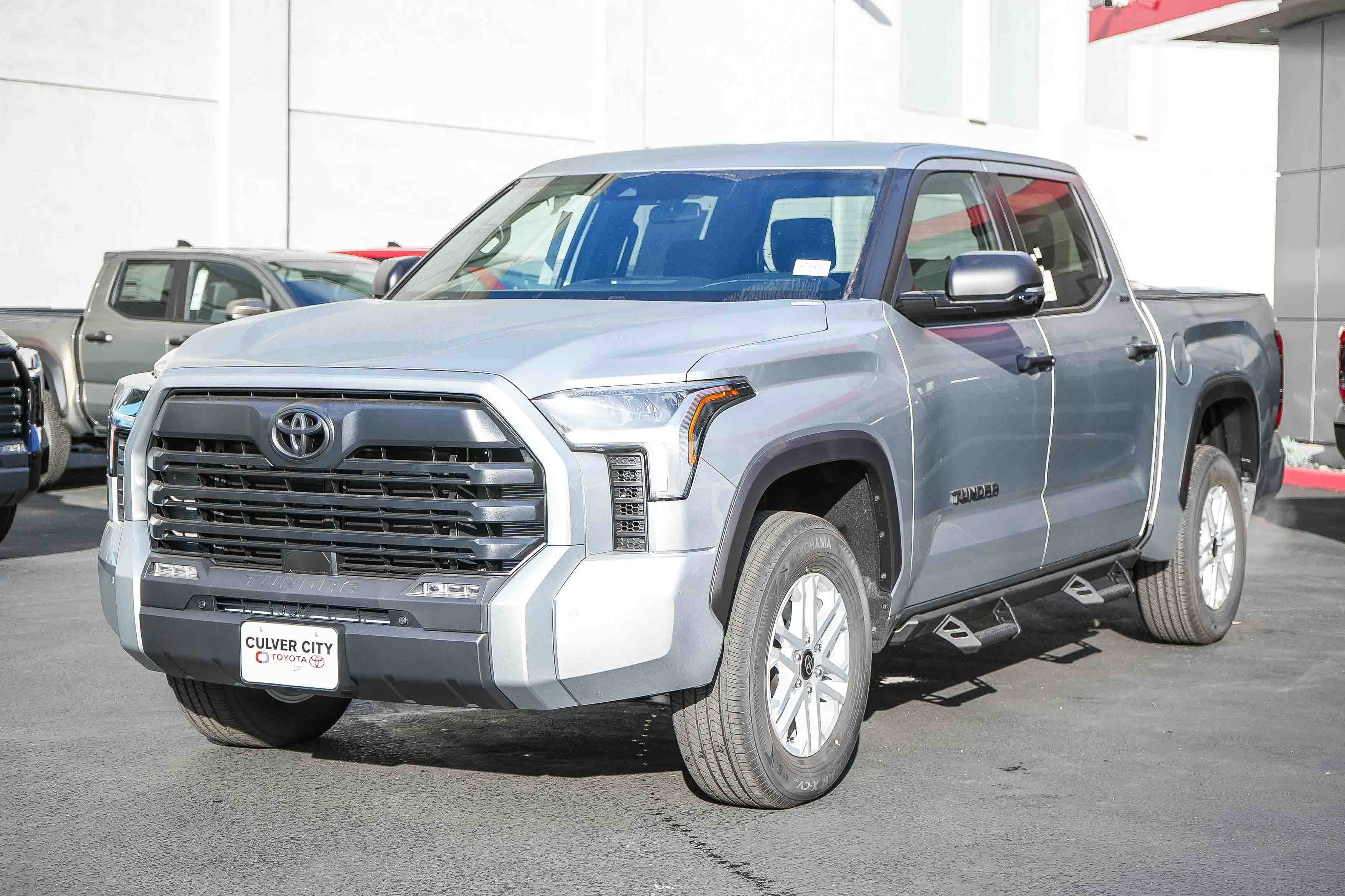 New 2026 Toyota Tundra SR5 image 3