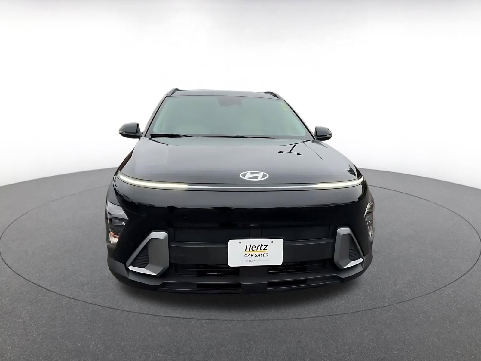 Used 2025 Hyundai Kona SEL image 4