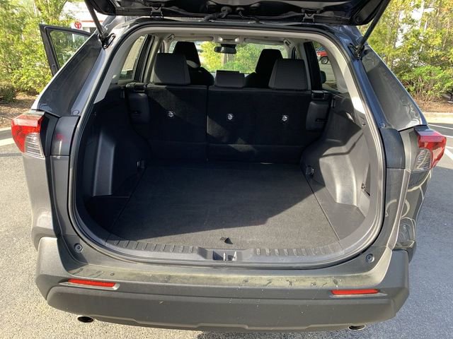 Certified 2023 Toyota RAV4 LE image 32