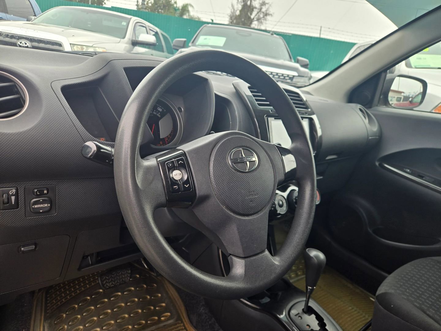 Used 2009 Scion xD image 11