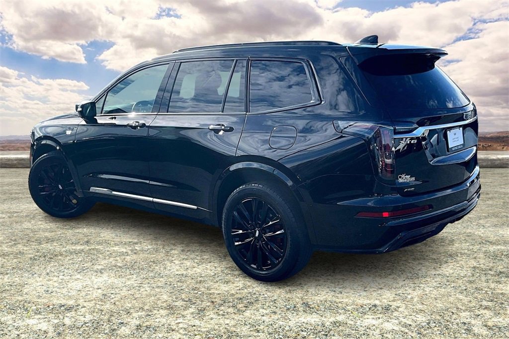 Certified 2022 Cadillac XT6 Sport w/ Technology Package image 4