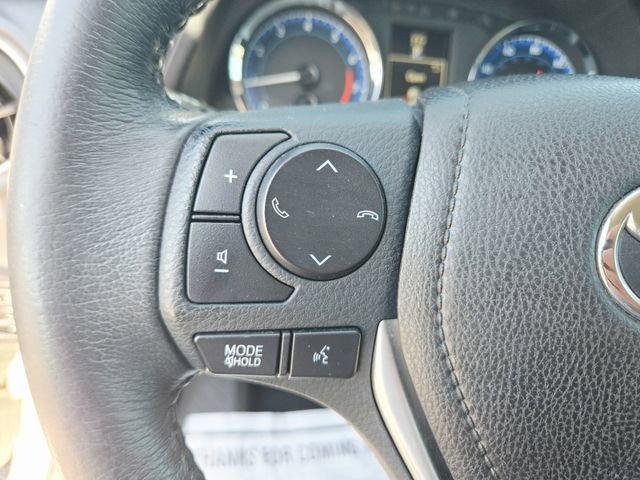 Used 2017 Toyota Corolla SE image 18