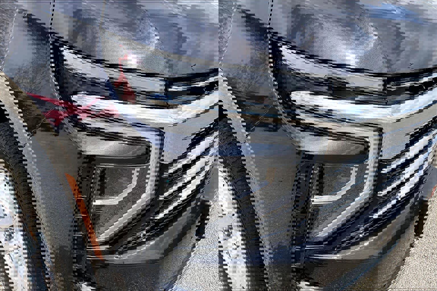 Used 2025 Chevrolet Suburban LT image 27