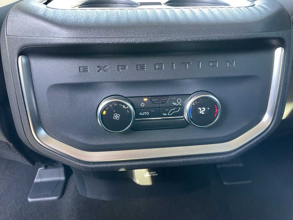 New 2026 Ford Expedition Active image 59