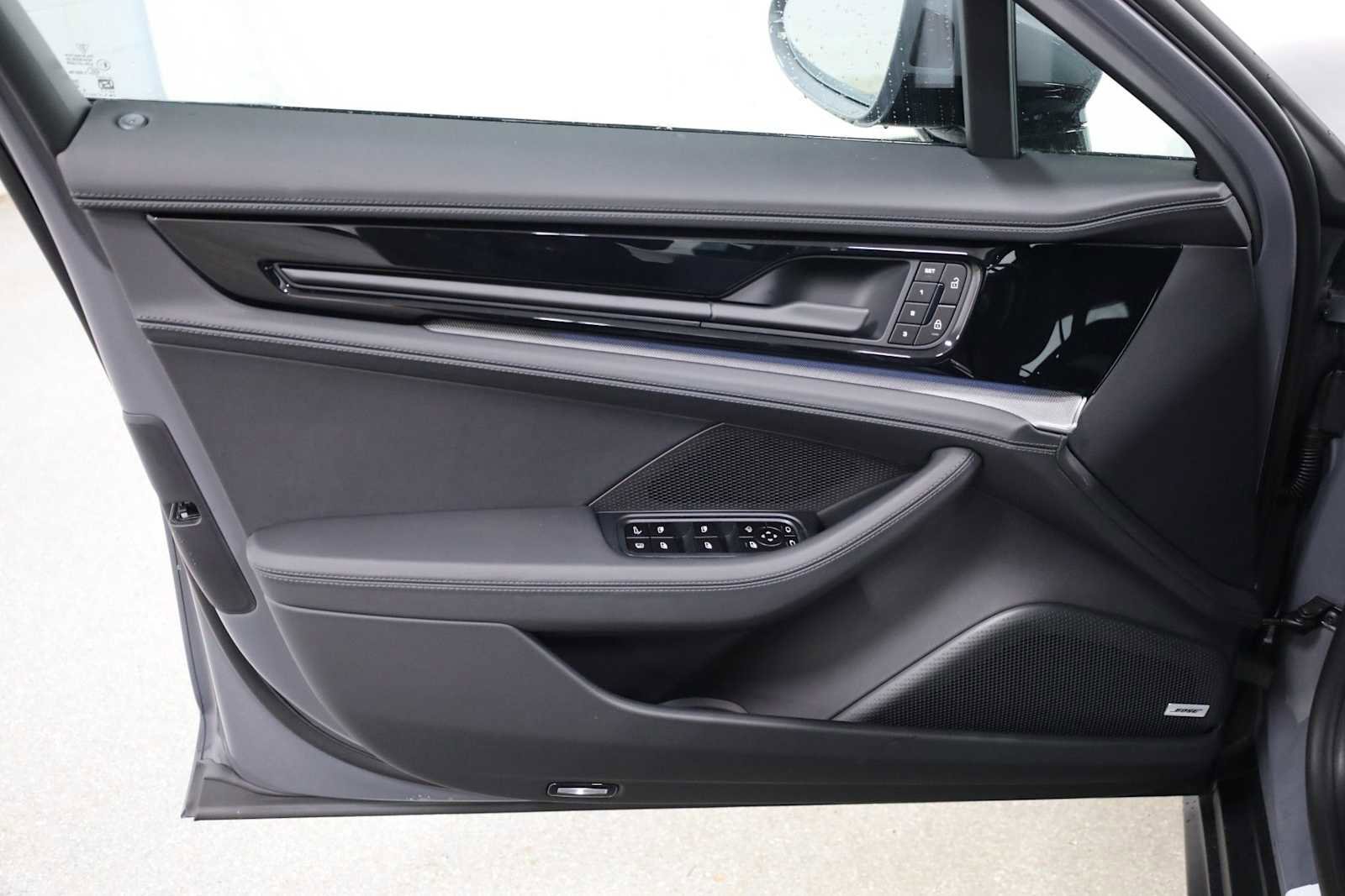 New 2026 Porsche Panamera 4 AWD/4WD image 16