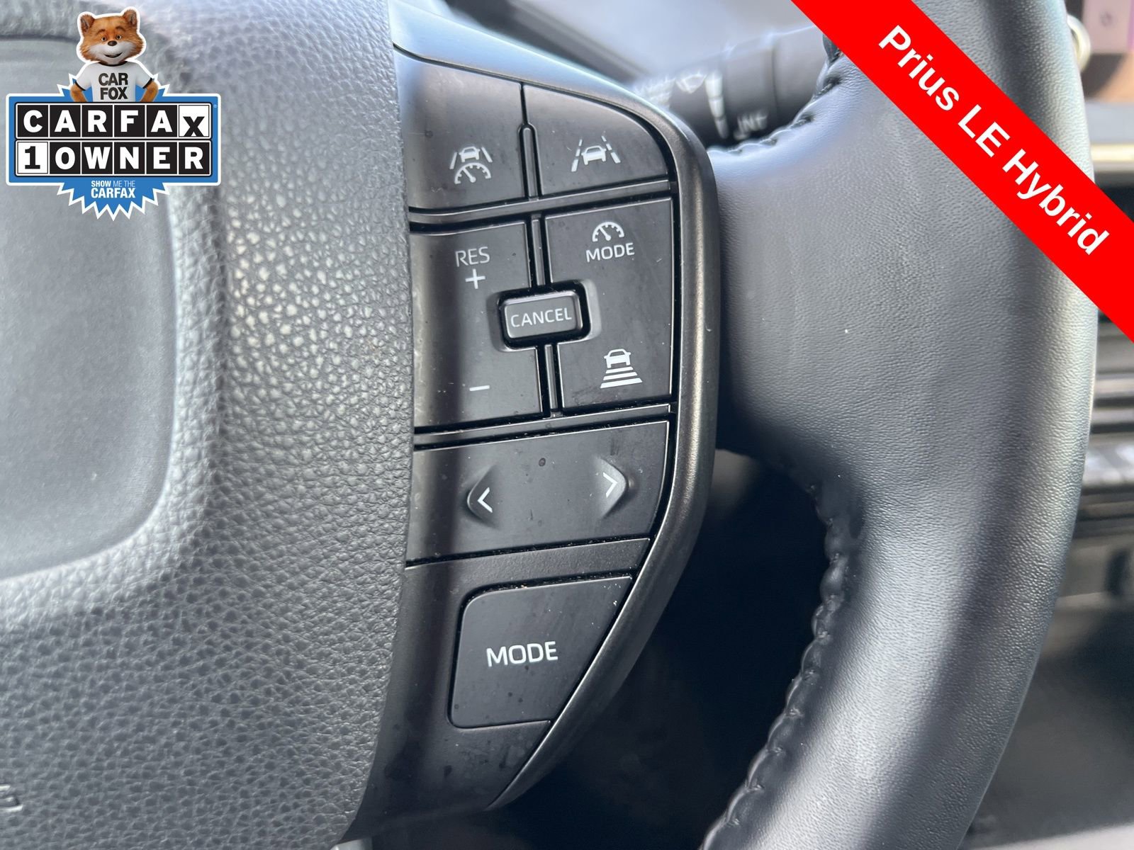 Used 2024 Toyota Prius LE FWD image 13
