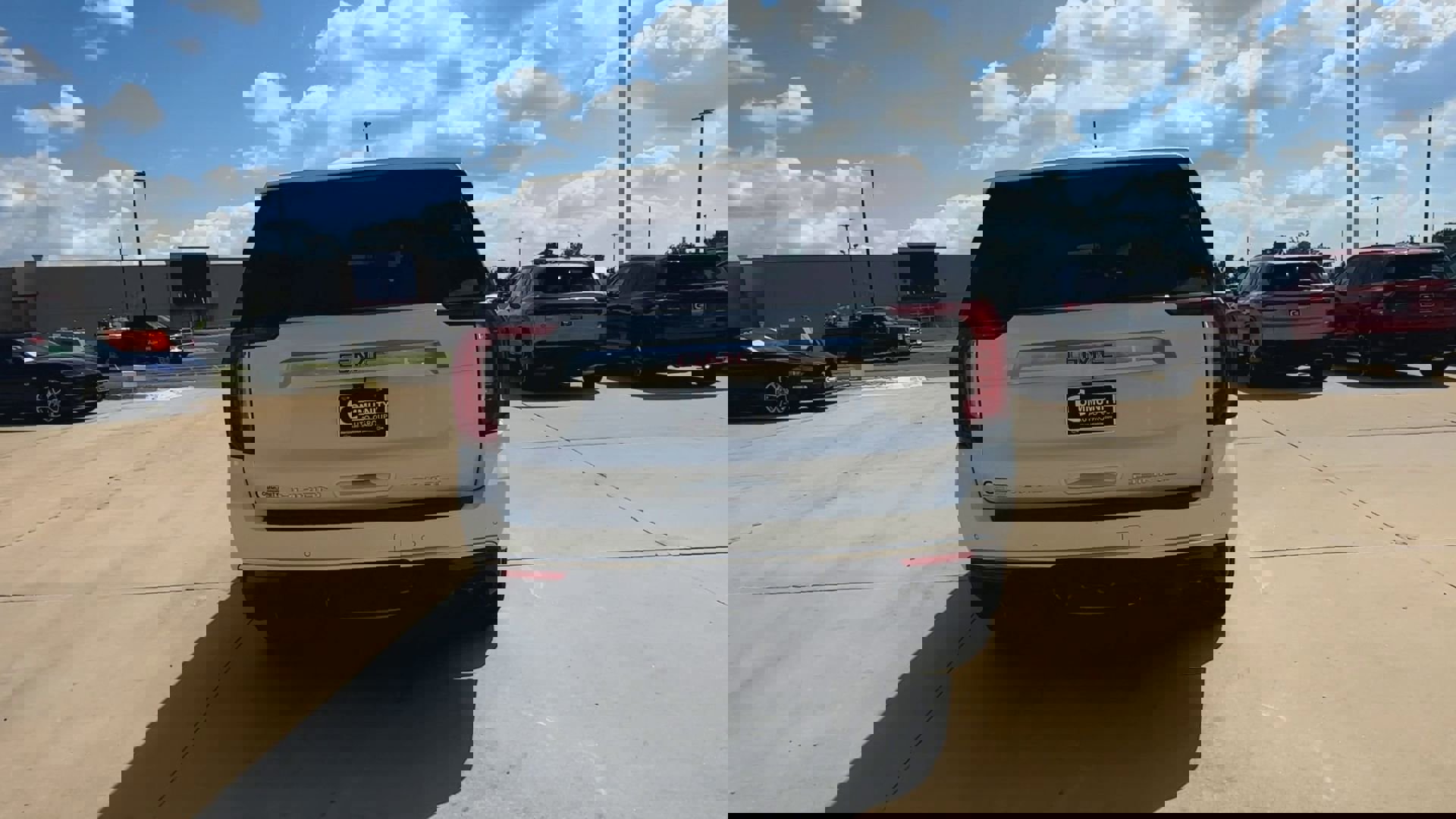 Certified 2023 GMC Yukon XL Denali image 49