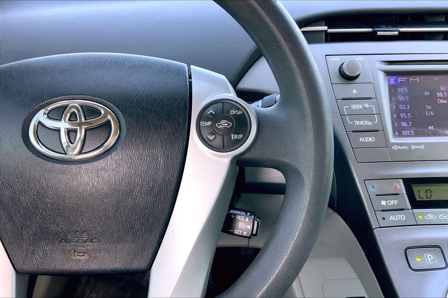 Used 2014 Toyota Prius Three FWD image 24