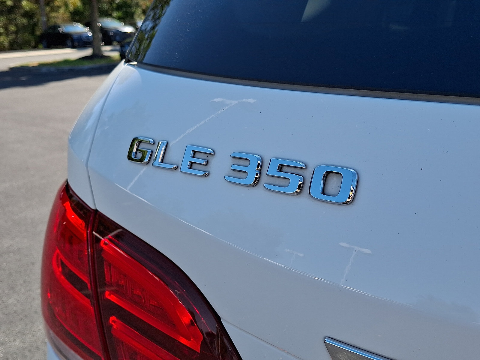 Used 2018 Mercedes-Benz GLE 350 4MATIC image 32