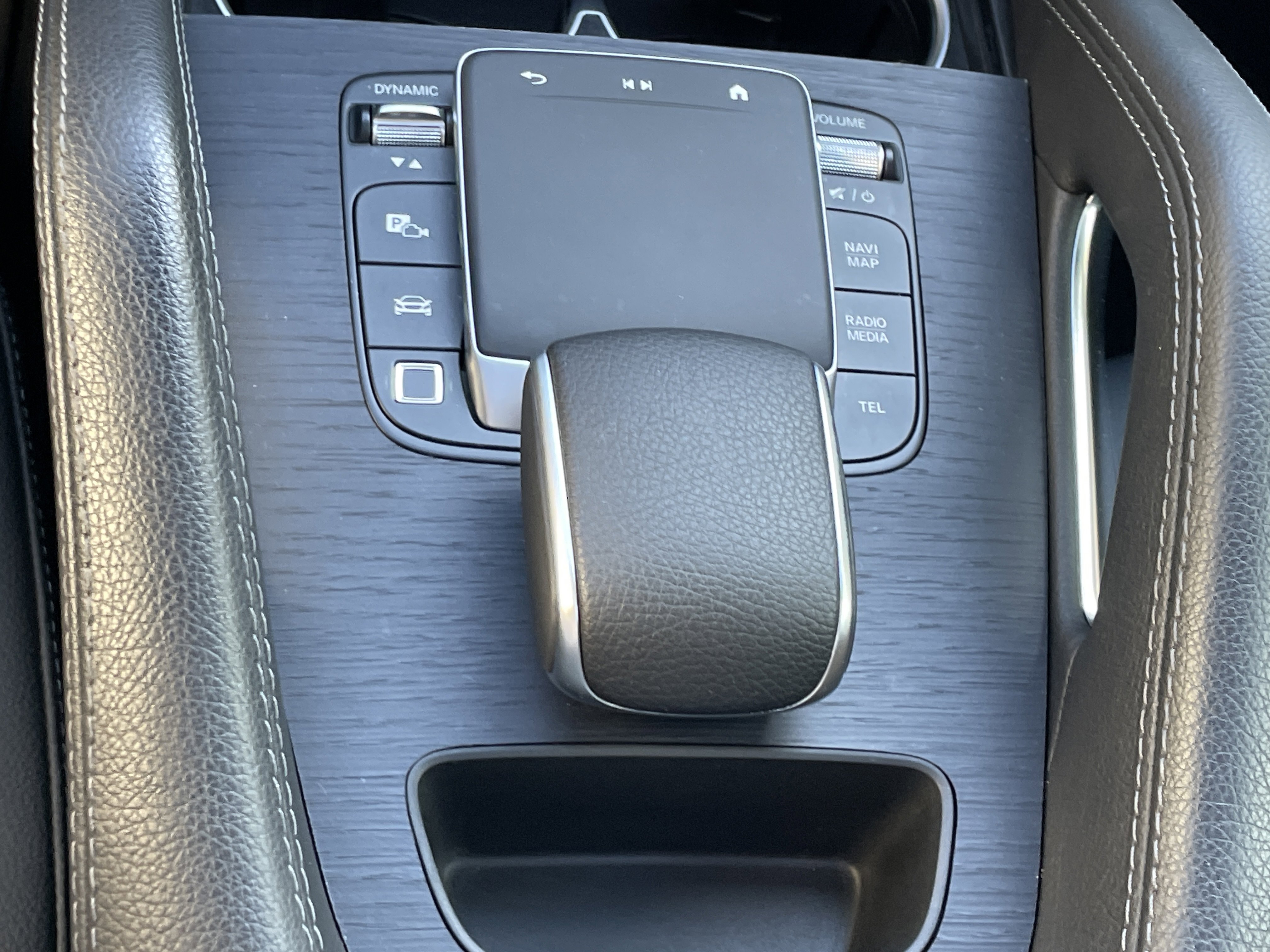 Certified 2025 Mercedes-Benz GLE 450e 4MATIC image 35
