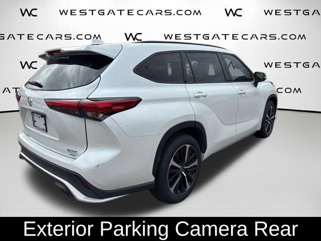 Used 2022 Toyota Highlander XSE image 8