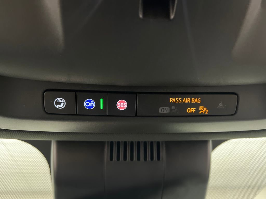 Used 2025 GMC Yukon Denali image 64