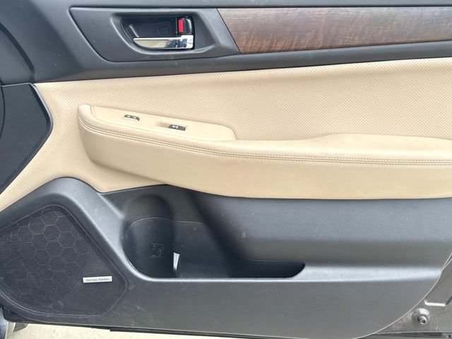 Used 2017 Subaru Outback 3.6R Limited AWD/4WD image 18