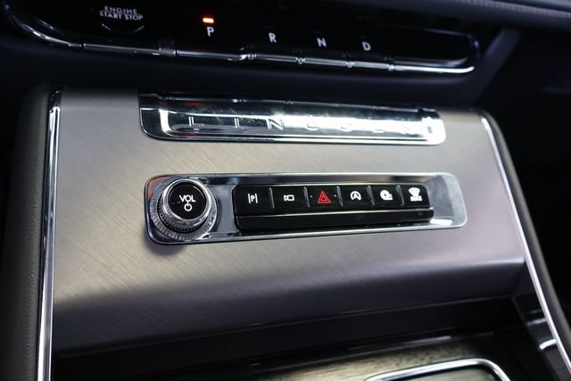 New 2026 Lincoln Aviator 2WD w/ Jet Appearance Package image 29
