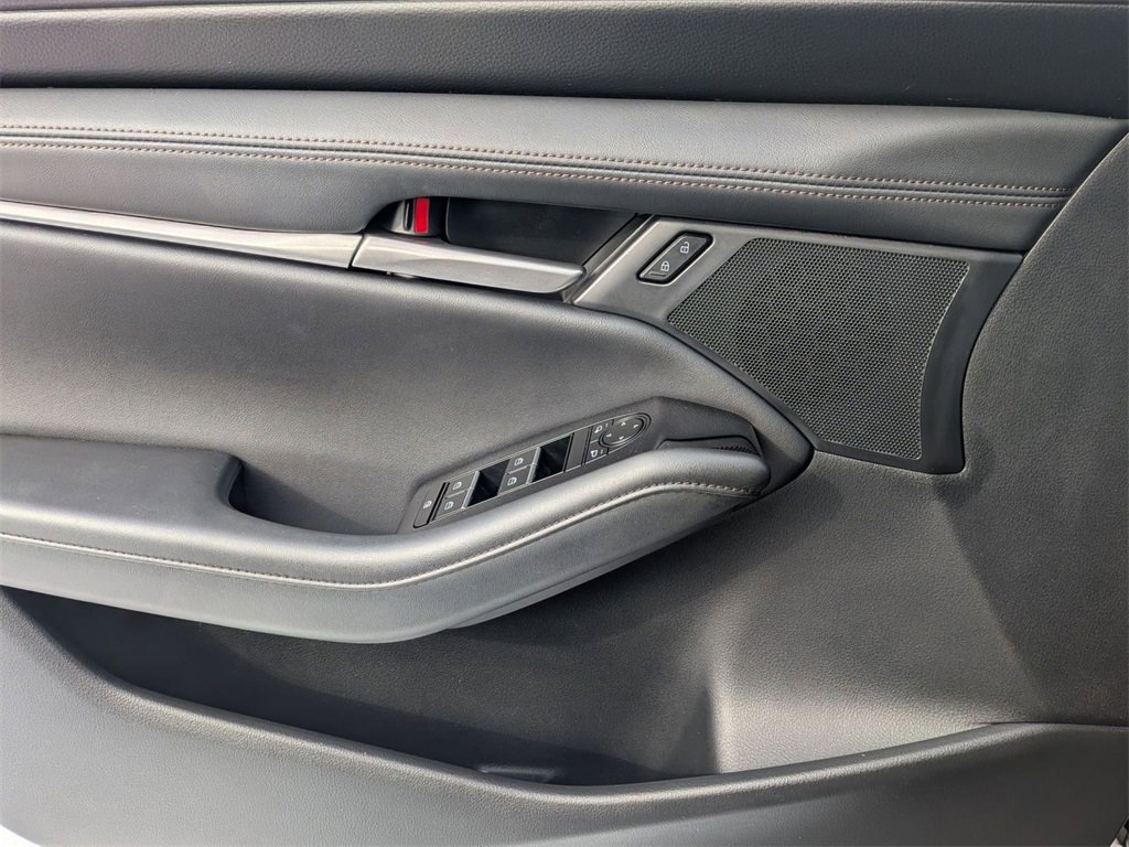 Used 2025 MAZDA MAZDA3 s Sport image 14